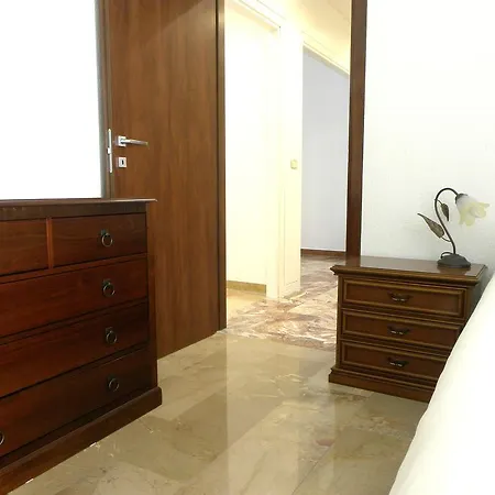 Castedd'house * 卡利亚里