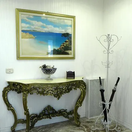 Castedd'house * 卡利亚里