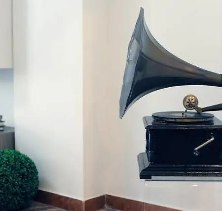 Castedd'house * 卡利亚里